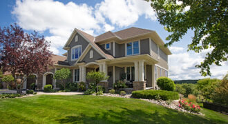 Tarcutta St. House