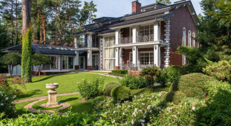 Wedding House